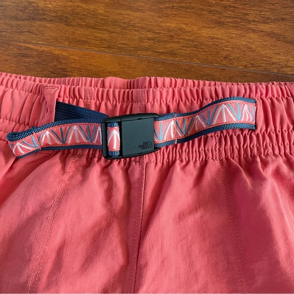 The North Face Shorts - Picture 3 of 7